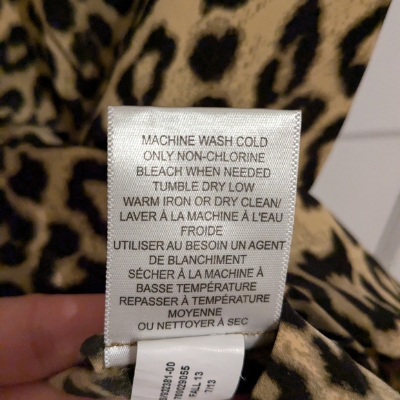 Banana Republic animal print peplum top - Picture 4 of 4